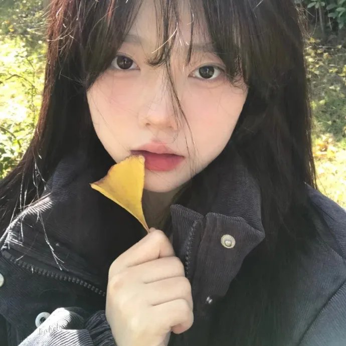 满床春色